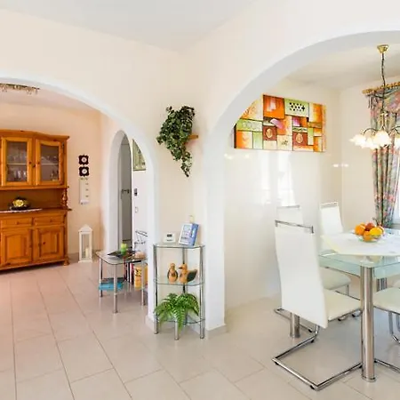 2009 Casa San Maurici Con Piscina By Homeselectspain